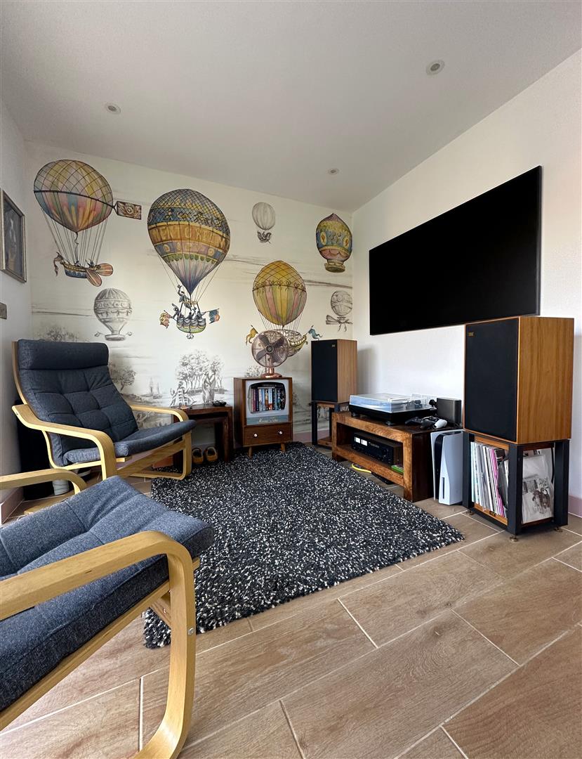 Ladyfield Road, Chippenham